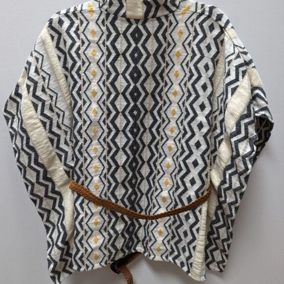 Xhilaration Grey, Cream, and Yellow Linen Kimono Overpiece - Picture 2 of 2